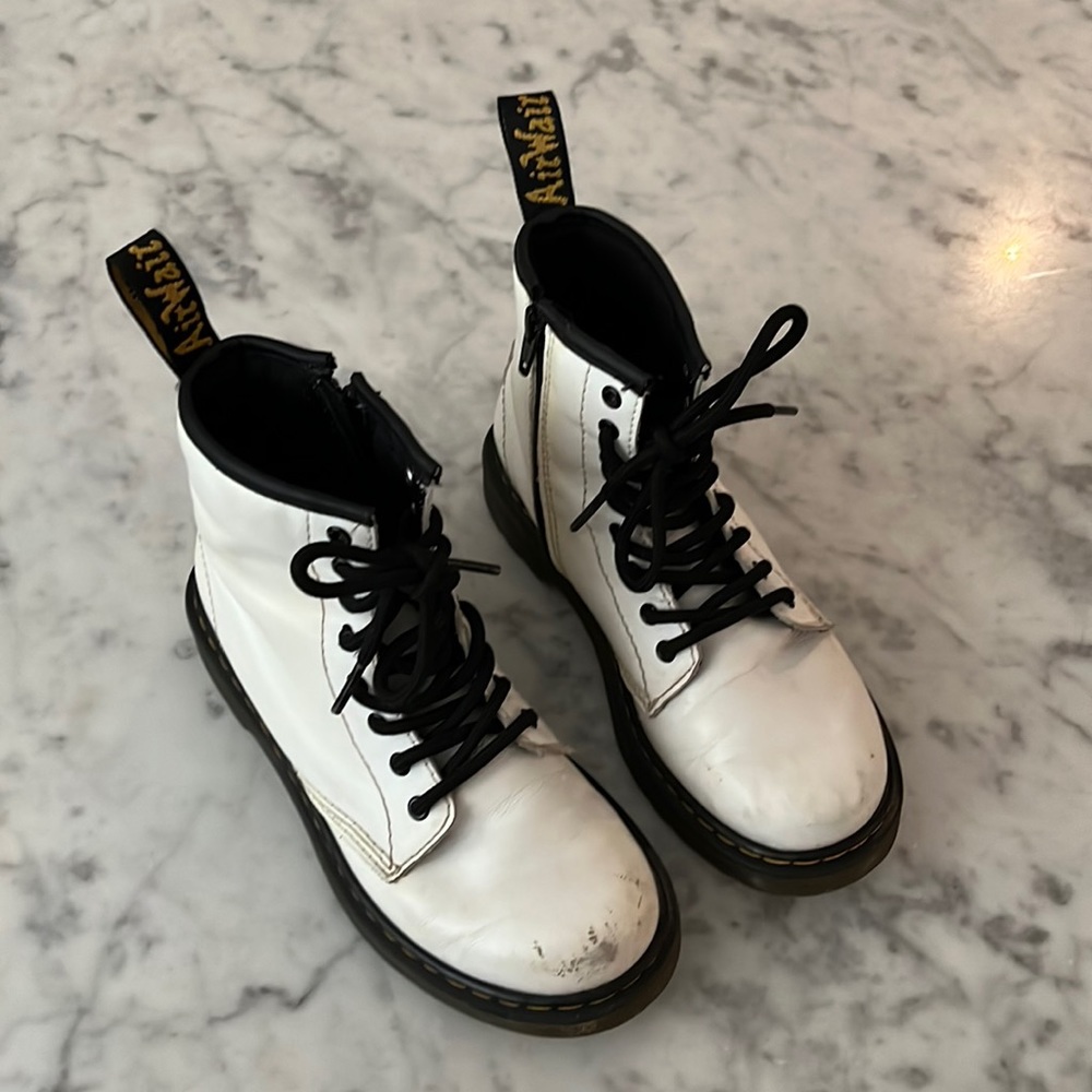 Dr. Martens White Leather Lace-Up Boots Sz 2
